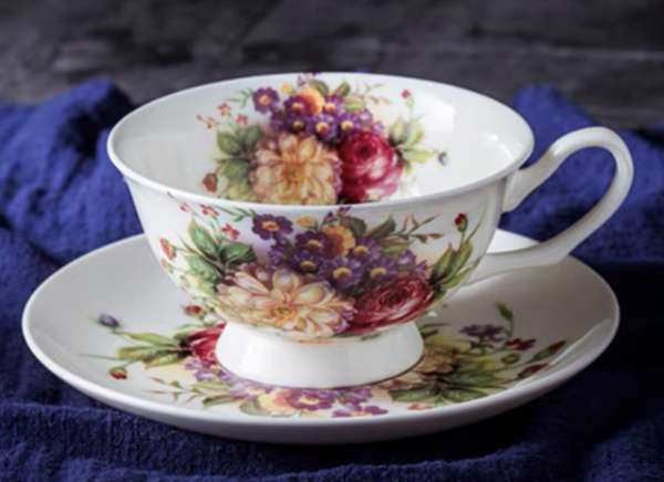英式花花茶杯套裝（1茶杯+1杯碟） England Style floral tea set (1 tea cup+1 saucer) 