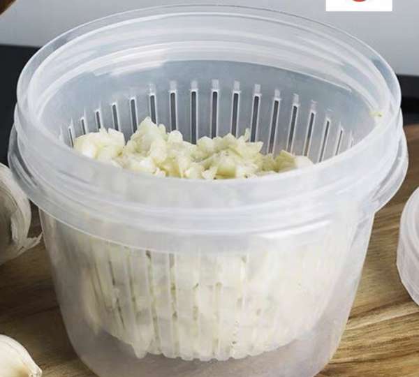 隔水保鮮塑膠盒Plastic storage box with colander inside 